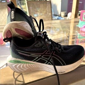 ASICS gel cumulus 25